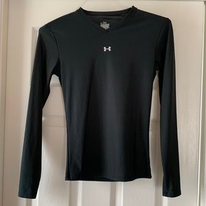 Under Armour top